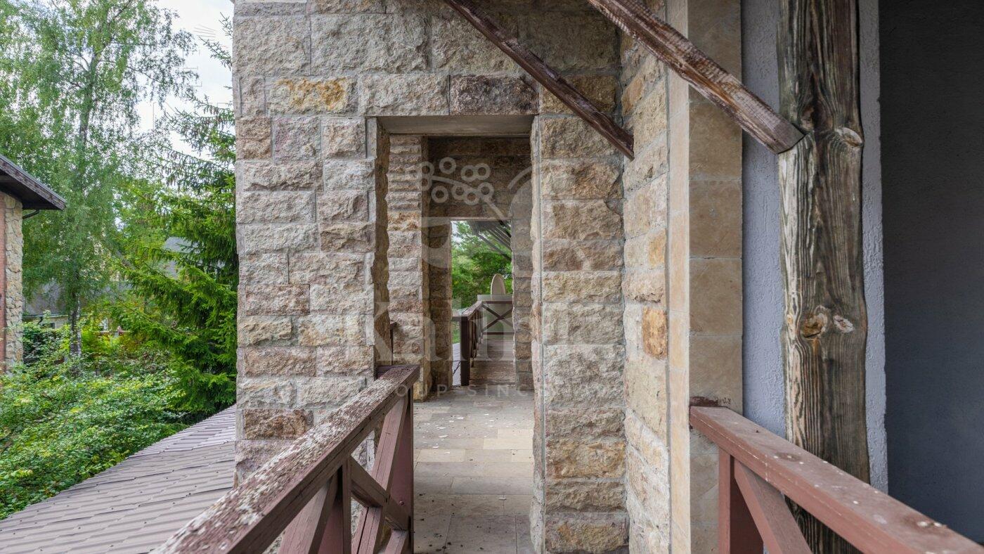 2-этажный коттедж 720 м² с отделкой