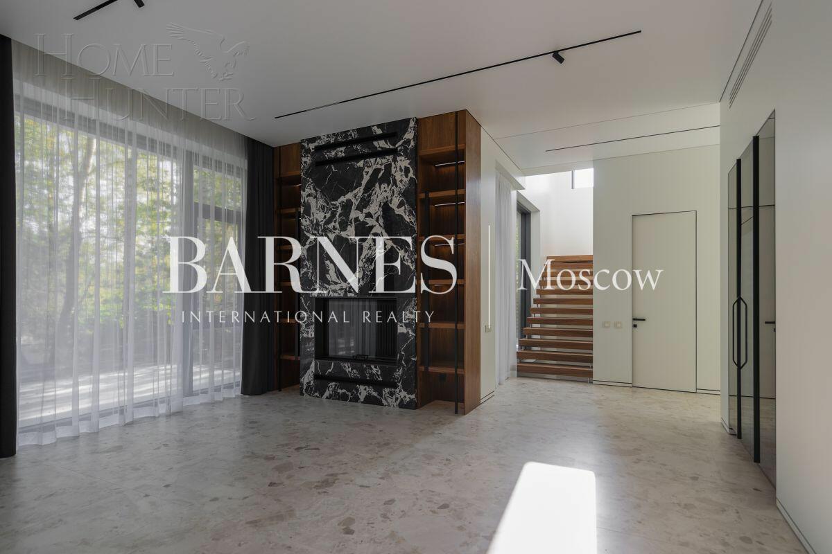 2-этажный коттедж 650 м² с отделкой