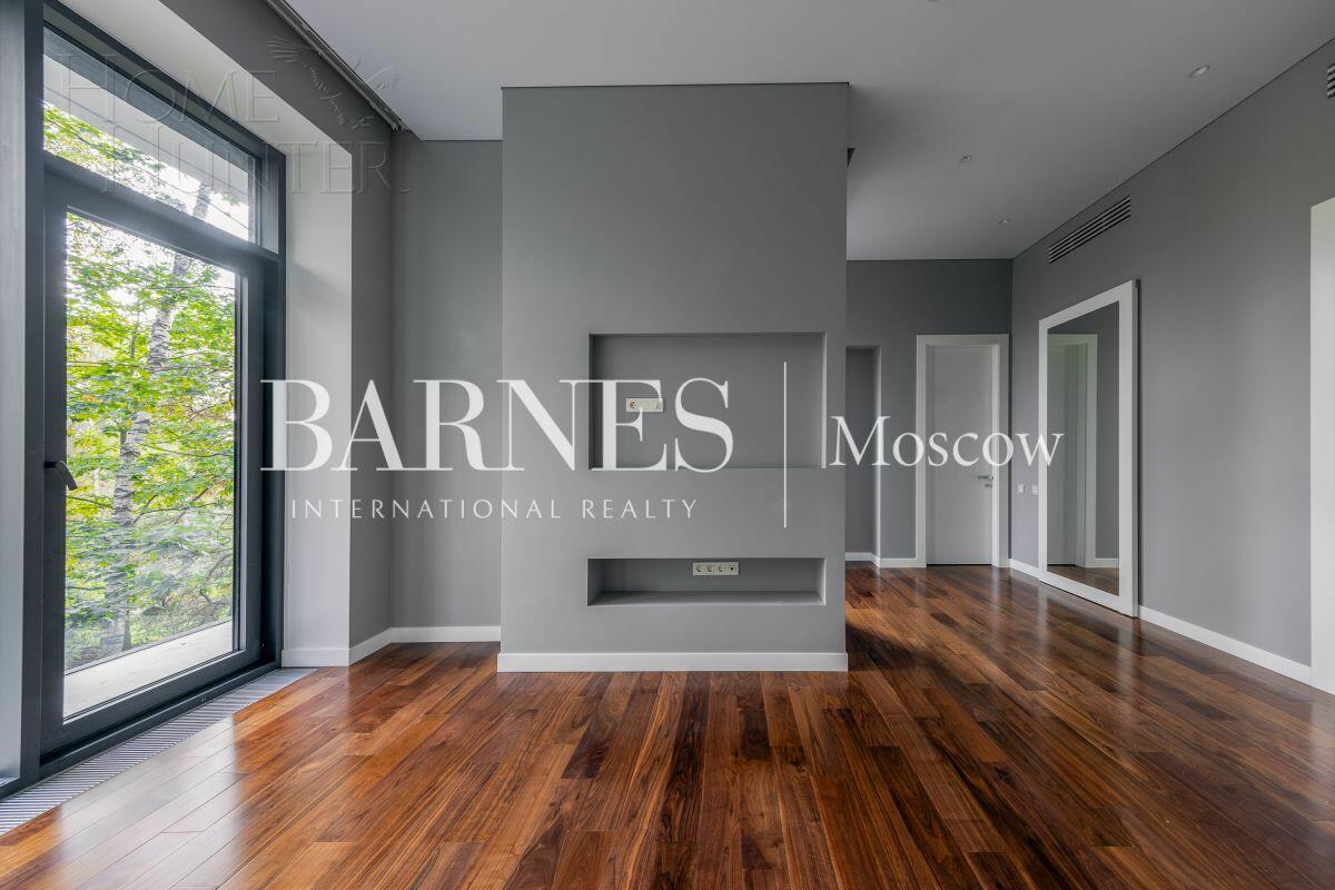 2-этажный коттедж 650 м² с отделкой