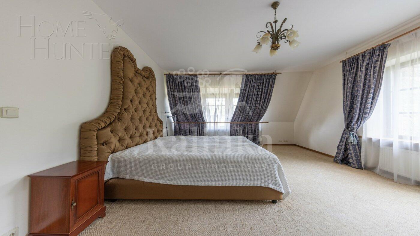 2-этажный коттедж 720 м² с отделкой