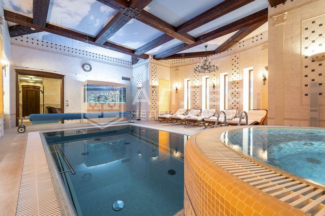 2-этажный коттедж 691.8 м² с отделкой