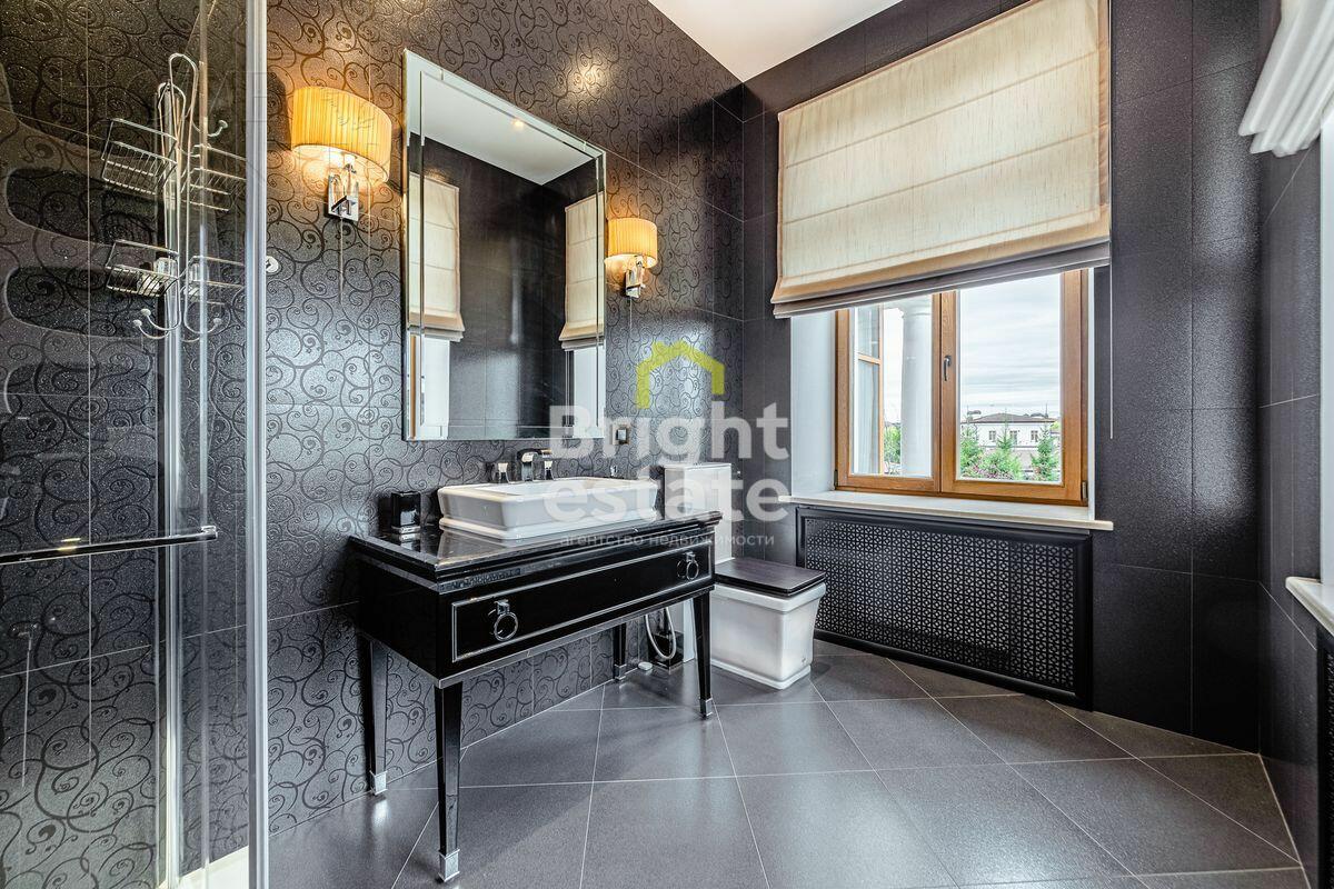 2-этажный коттедж 1 250 м² с отделкой