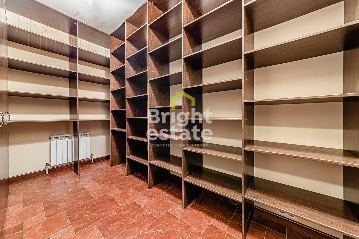 2-этажный коттедж 800 м² с отделкой