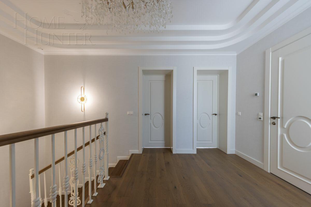 2-этажный коттедж 400 м² с отделкой