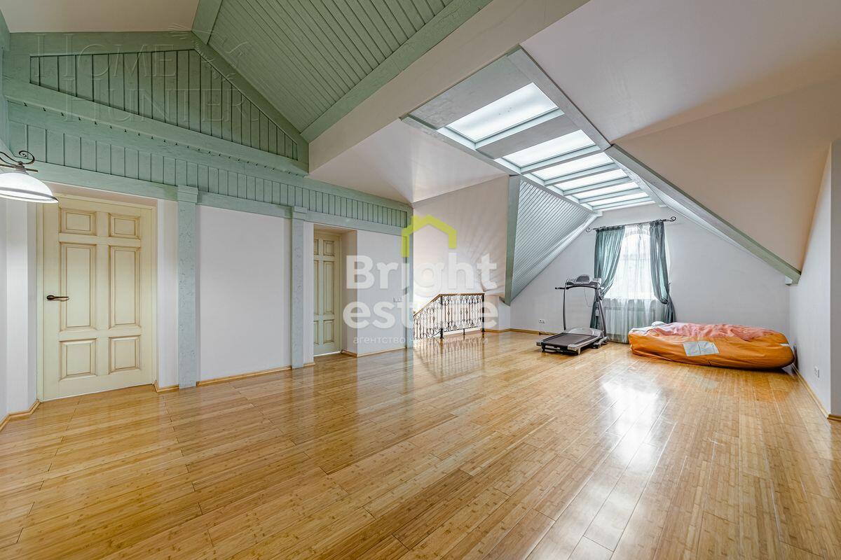 3-этажный коттедж 600 м² с отделкой