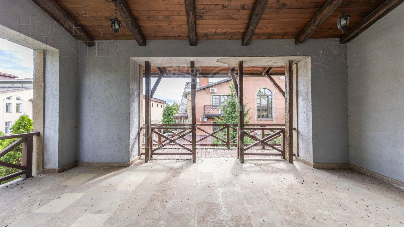 2-этажный коттедж 720 м² с отделкой