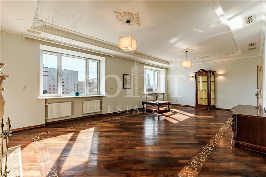 5-КОМН. КВАРТИРА С ОТДЕЛКОЙ 234 М² НА 8 ЭТАЖЕ