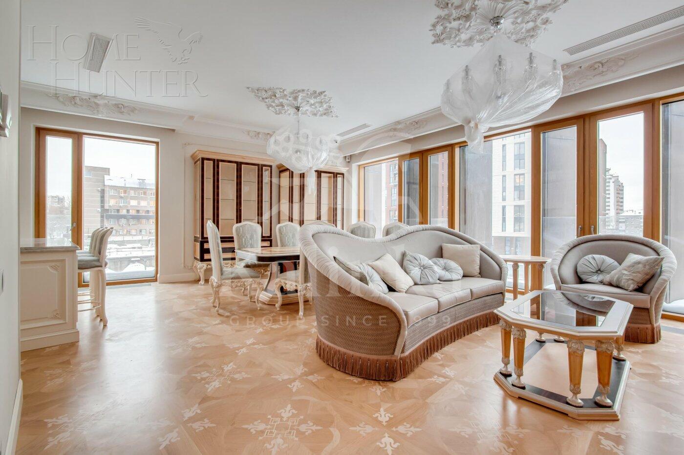 4-КОМН. КВАРТИРА С ОТДЕЛКОЙ 200 М² НА 3 ЭТАЖЕ