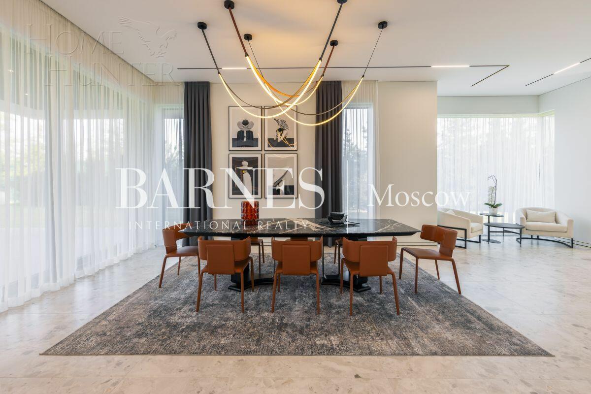 2-этажный коттедж 1 000 м² с отделкой