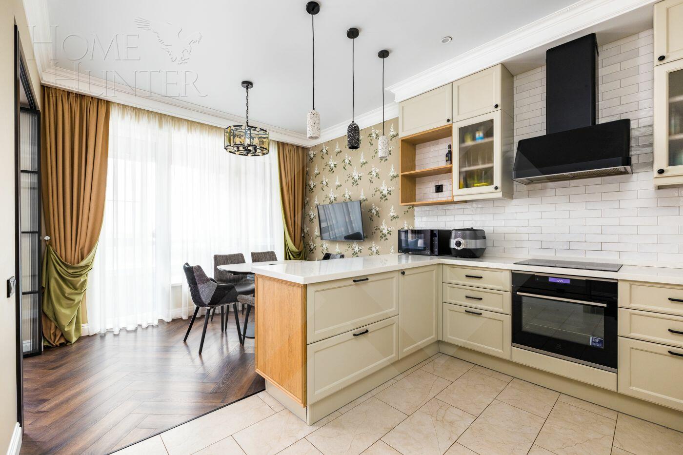 3-КОМН. КВАРТИРА С ОТДЕЛКОЙ 93 М² НА 13 ЭТАЖЕ