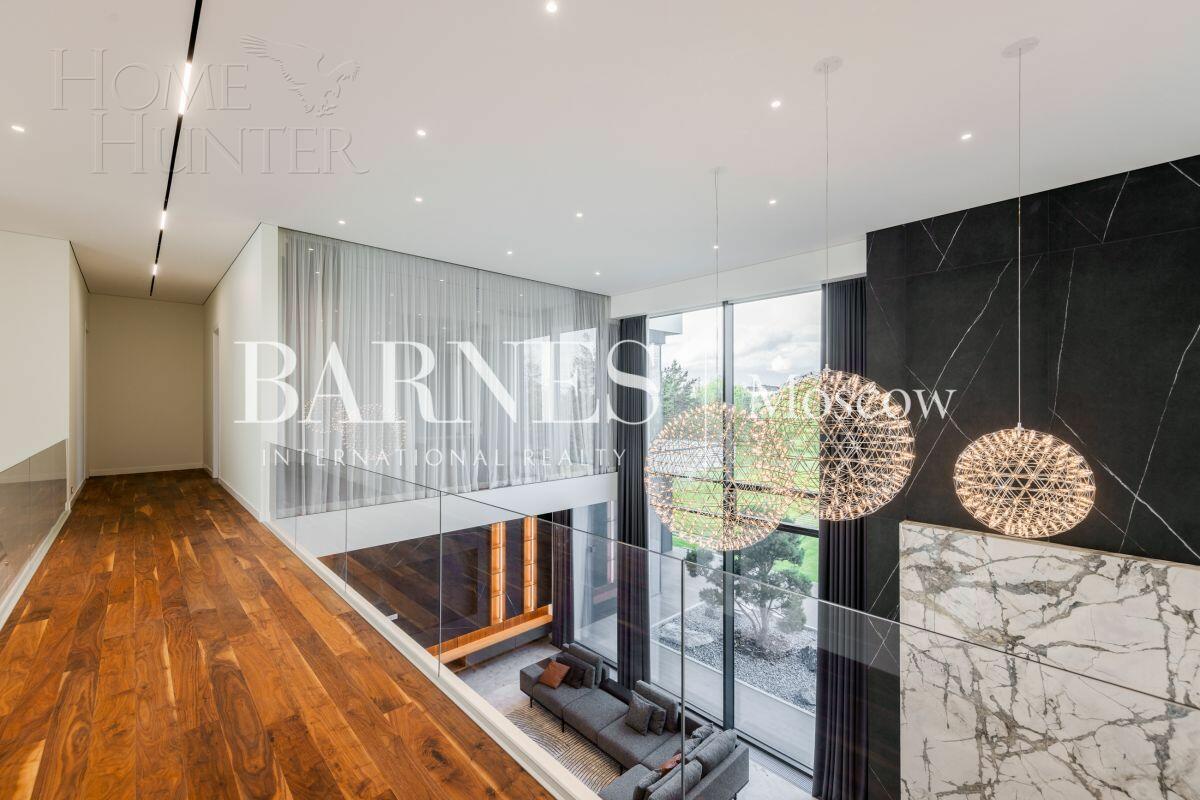 2-этажный коттедж 1 000 м² с отделкой