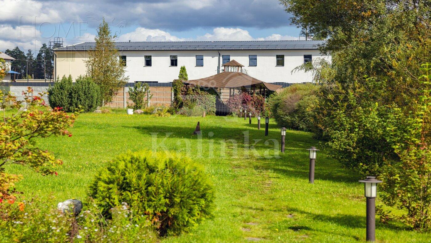 2-этажный коттедж 2 500 м² с отделкой