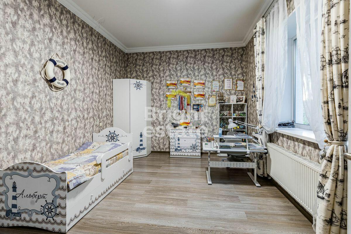 3-этажный коттедж 420 м² с отделкой