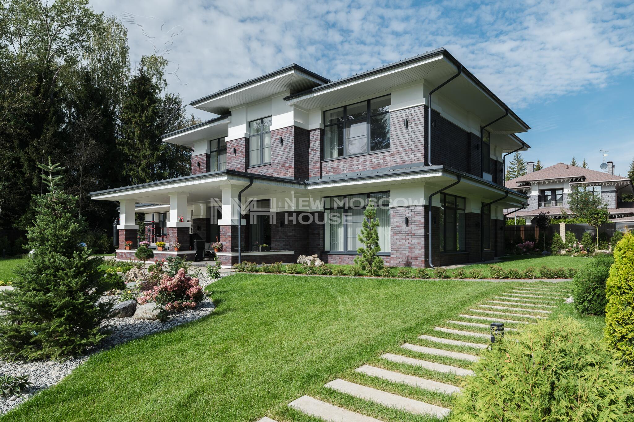 2-этажный коттедж 404 м² с отделкой