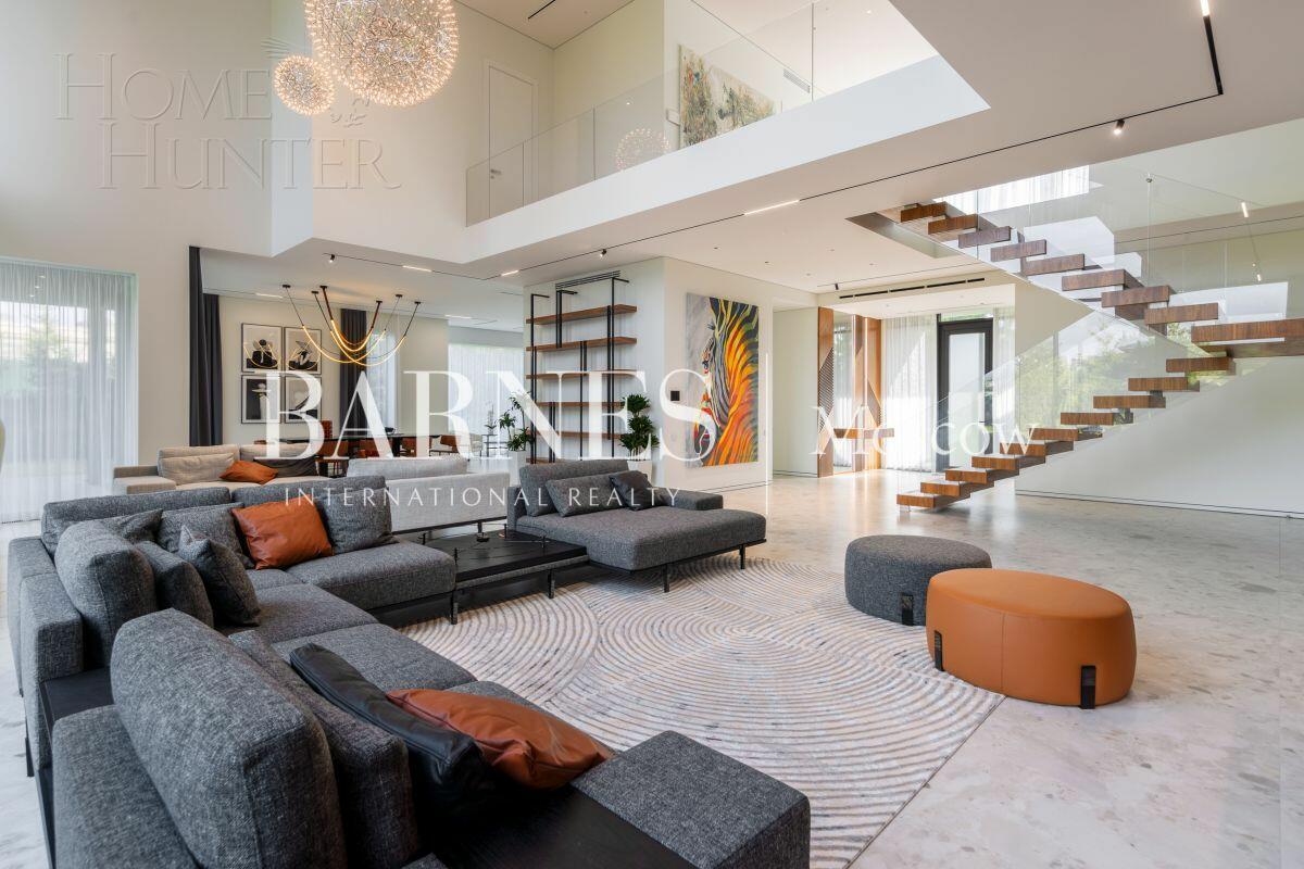 2-этажный коттедж 1 000 м² с отделкой