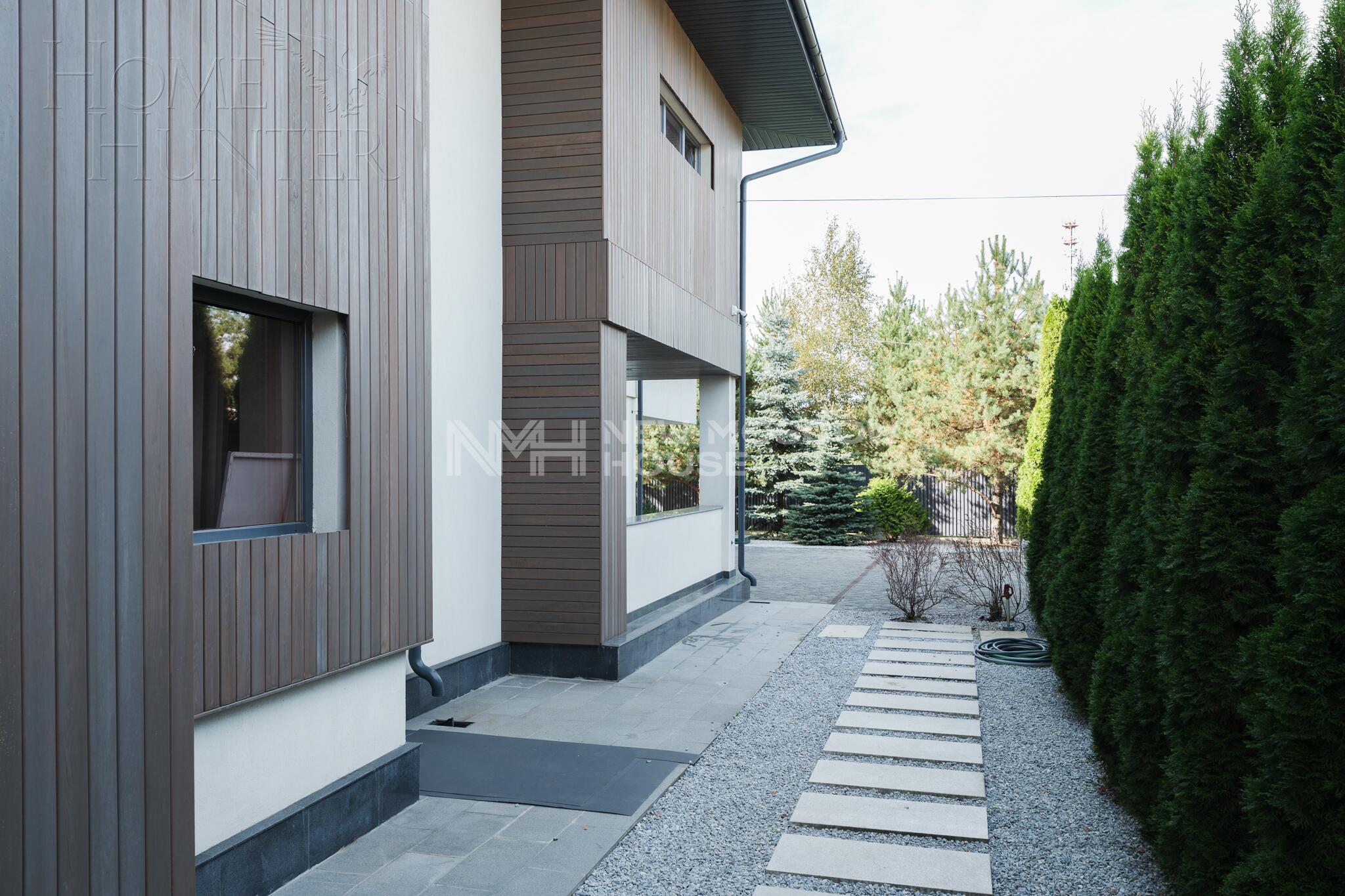 2-этажный коттедж 487 м² с отделкой