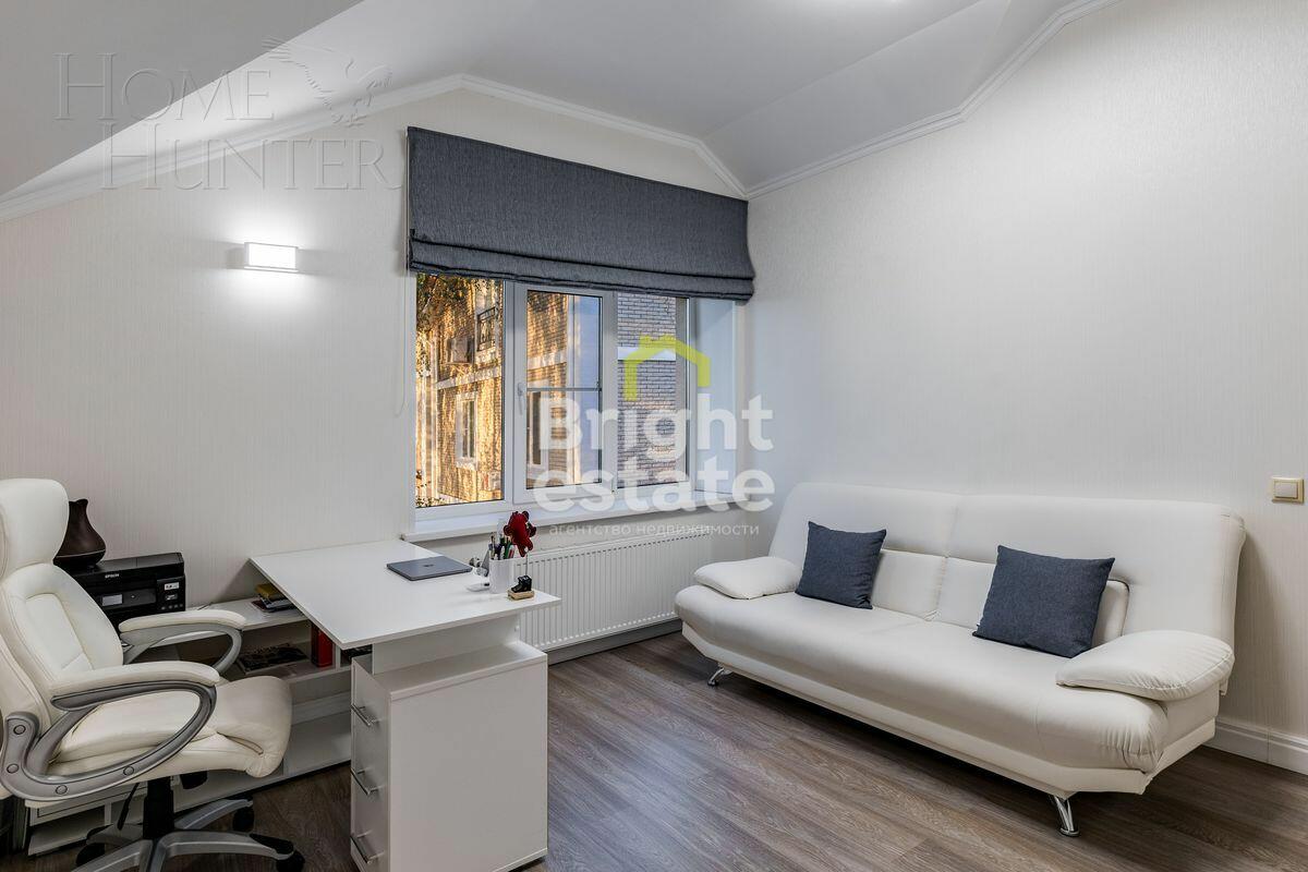 3-этажный коттедж 420 м² с отделкой