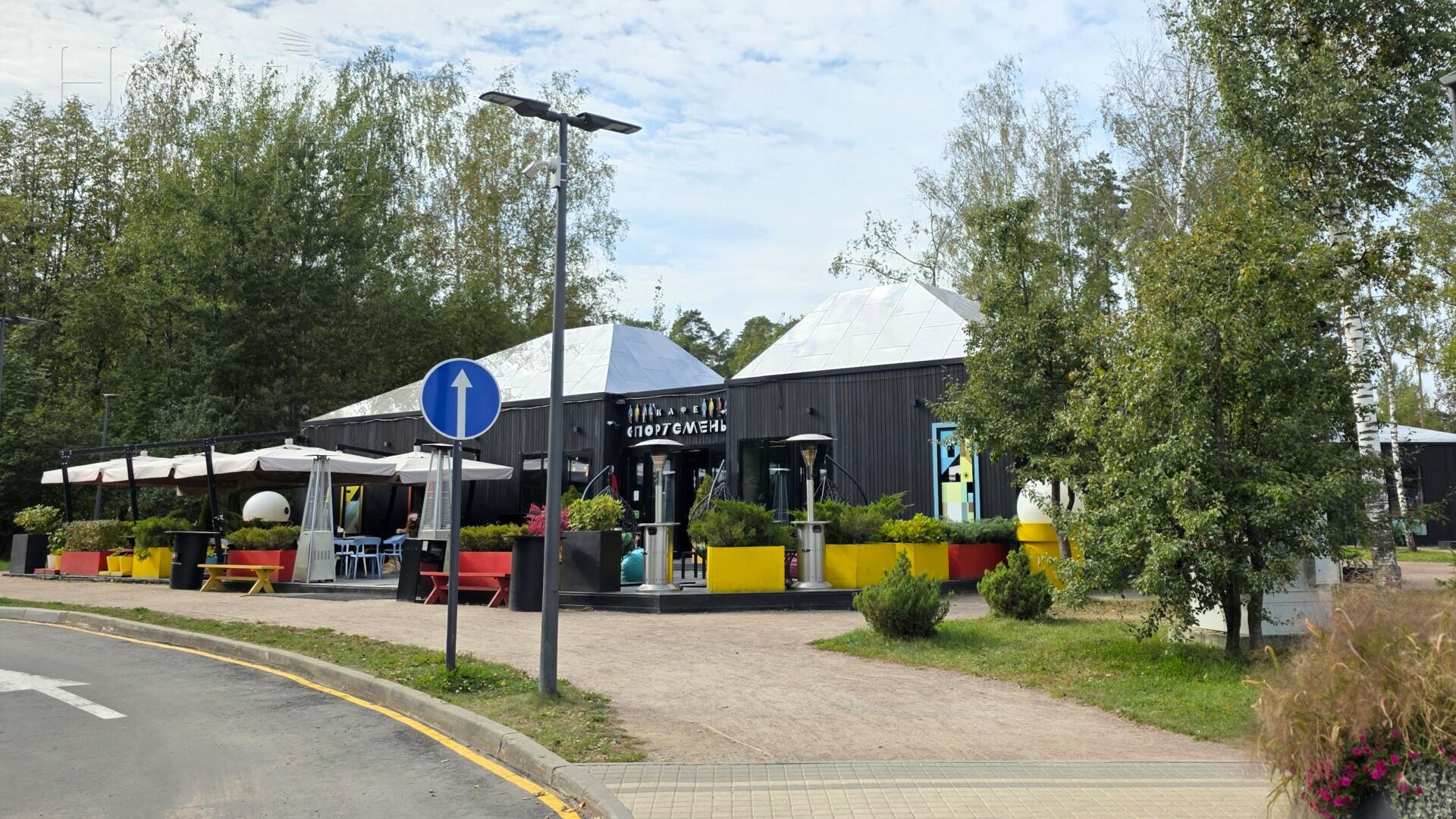 2-этажный коттедж 1 200 м² с отделкой