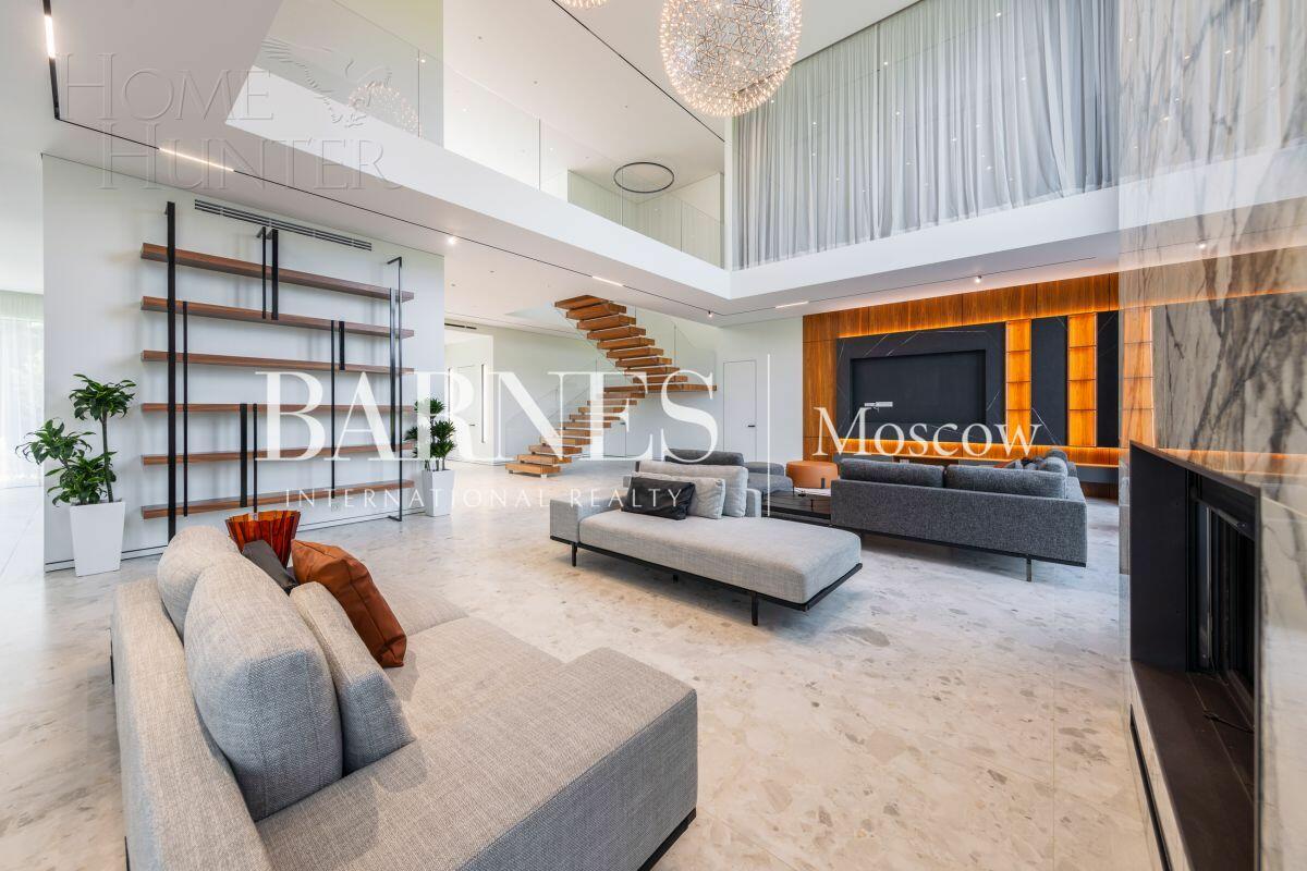 2-этажный коттедж 1 000 м² с отделкой