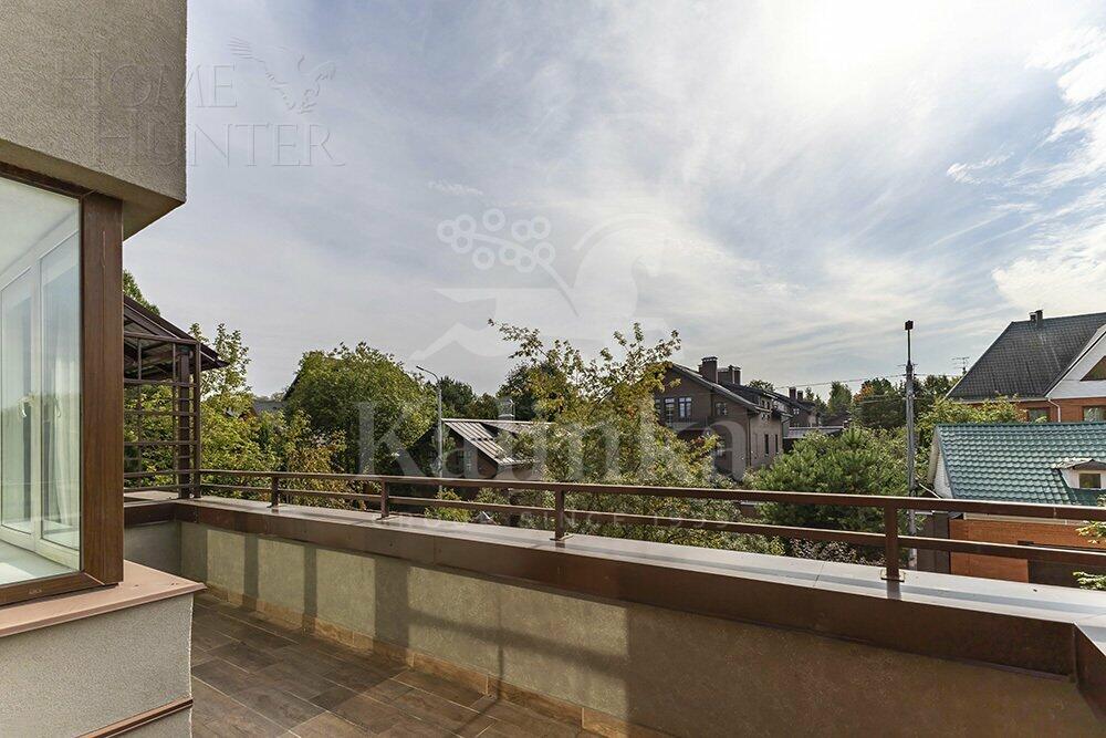 2-этажный таунхаус 500 м² с отделкой