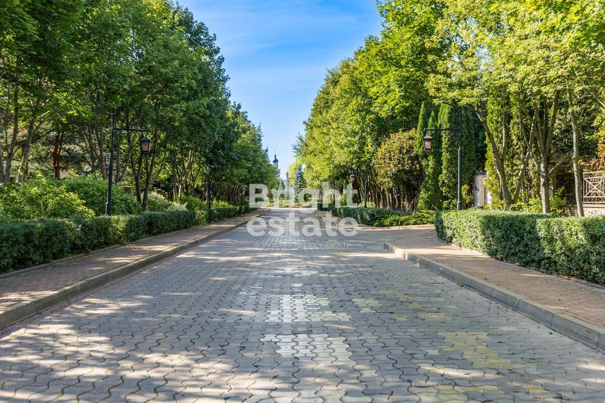 2-этажный коттедж 680 м² без отделки