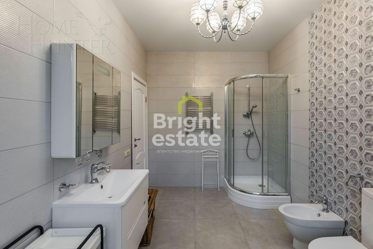 3-этажный коттедж 420 м² с отделкой