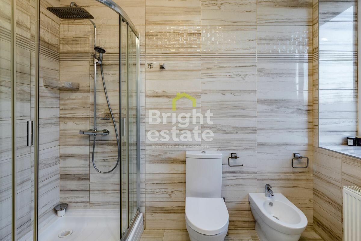 3-этажный коттедж 420 м² с отделкой