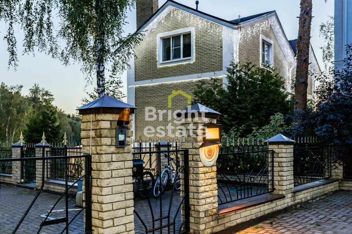 3-этажный коттедж 420 м² с отделкой