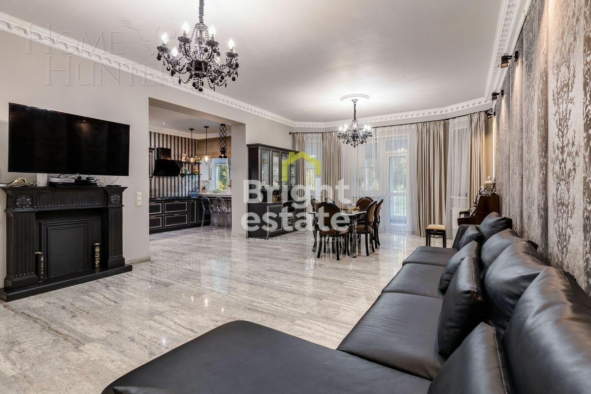 3-этажный коттедж 420 м² с отделкой