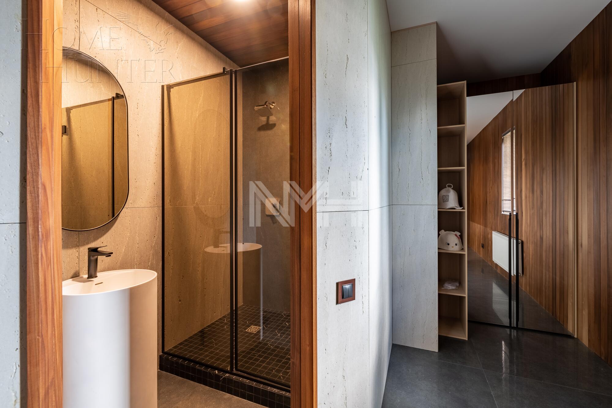 2-этажный коттедж 487 м² с отделкой