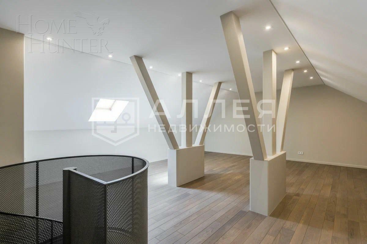 2-этажный коттедж 370 м² с отделкой