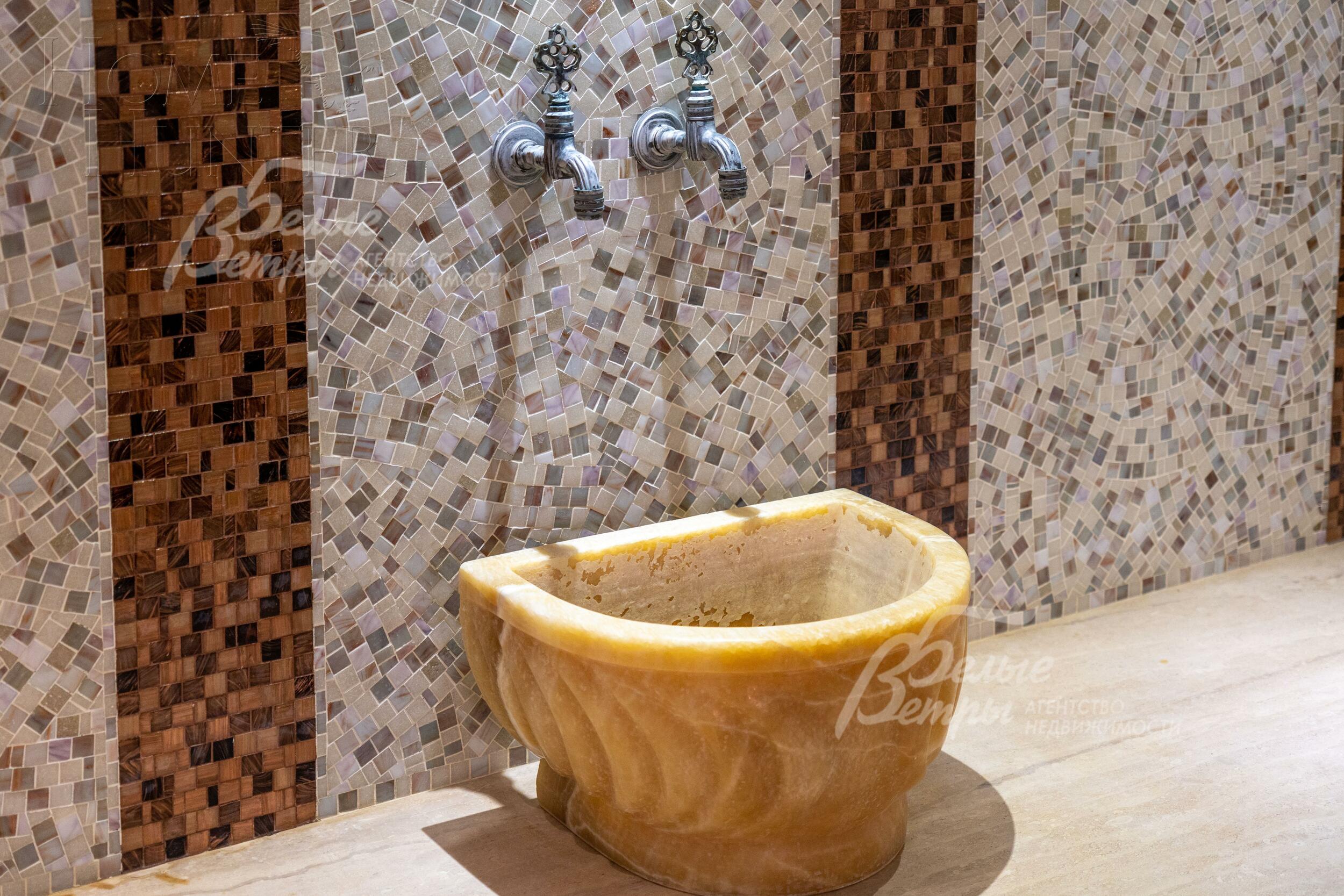 2-этажный коттедж 1 580 м² без отделки