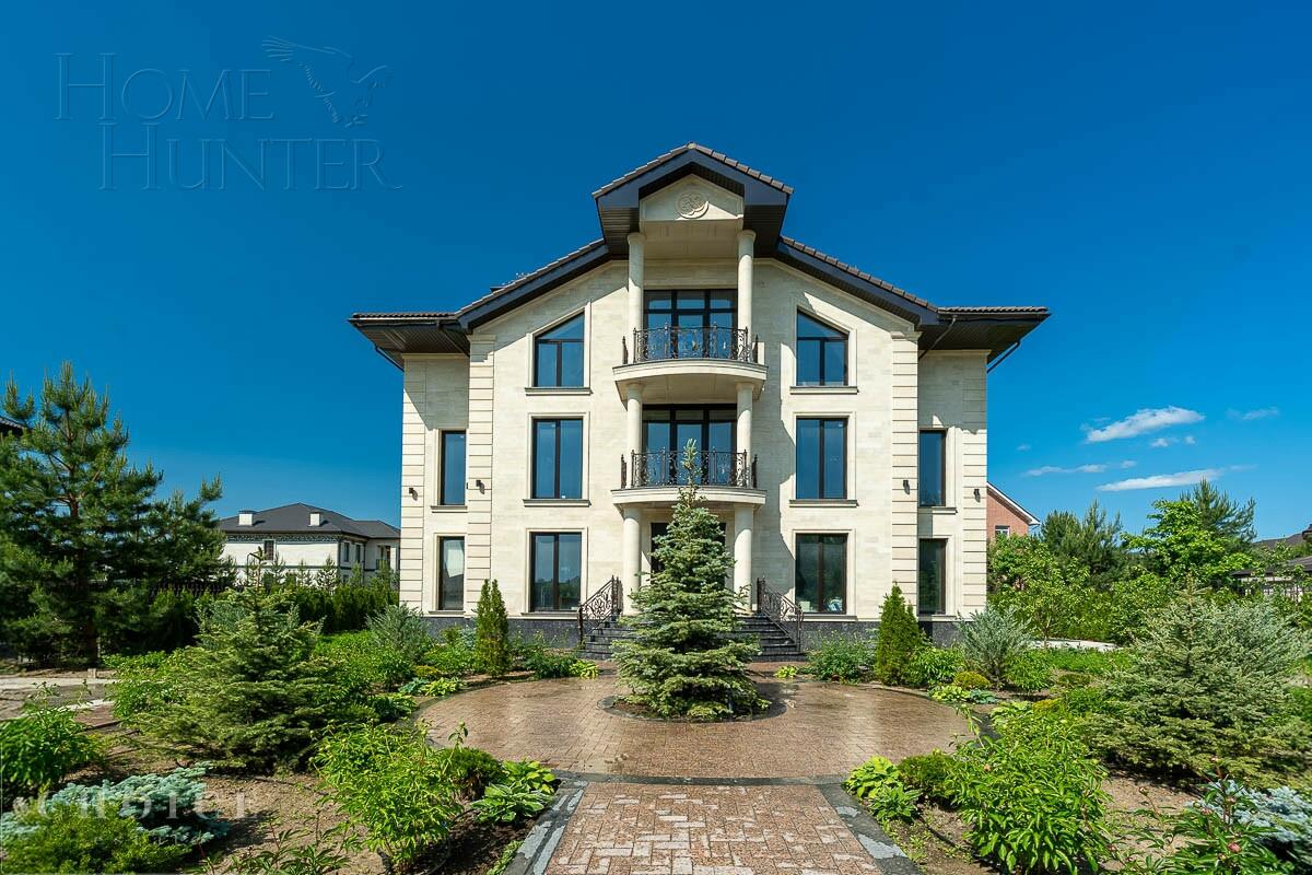 2-этажный коттедж 650 м² без отделки