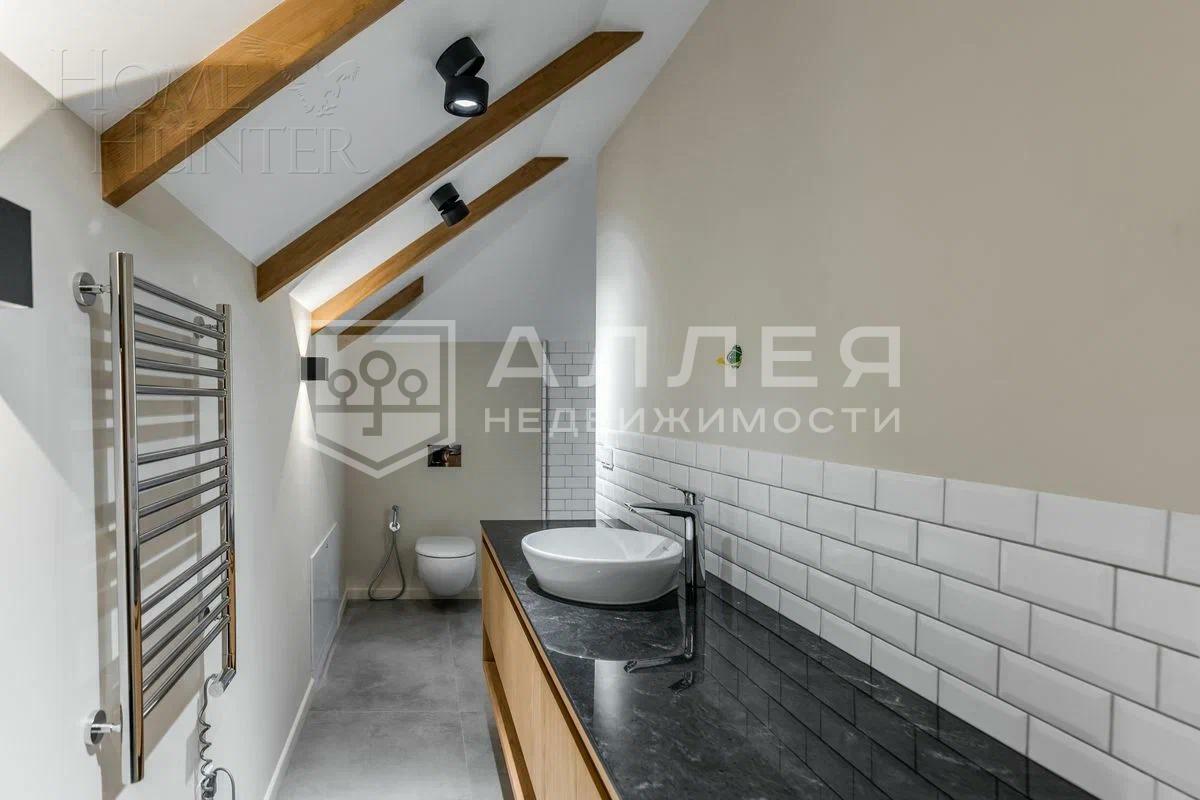 2-этажный коттедж 370 м² с отделкой