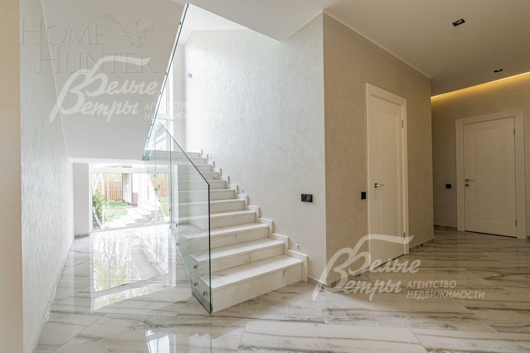 3-этажный коттедж 535 м² с отделкой