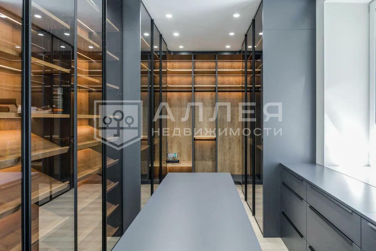 2-этажный коттедж 370 м² с отделкой