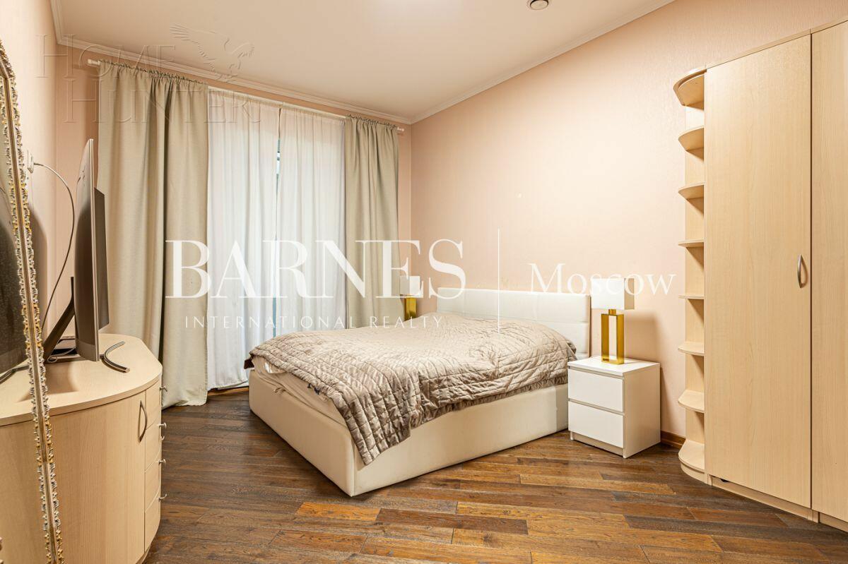 2-этажный таунхаус 256.7 м² с отделкой