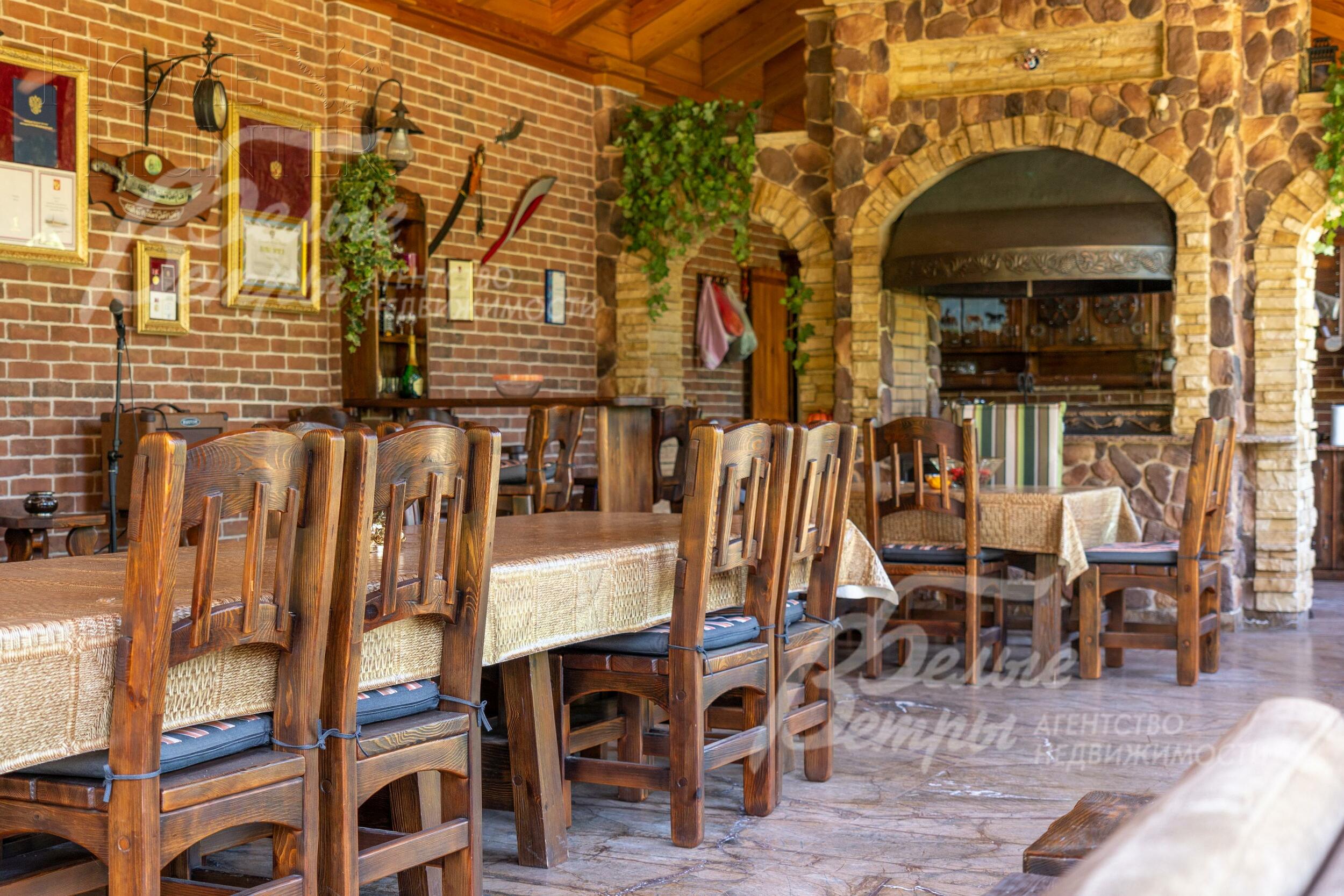 2-этажный коттедж 1 580 м² без отделки