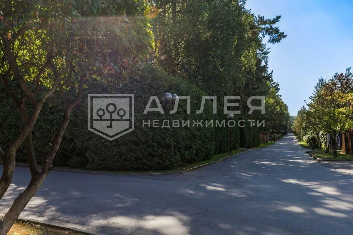 2-этажный коттедж 370 м² с отделкой