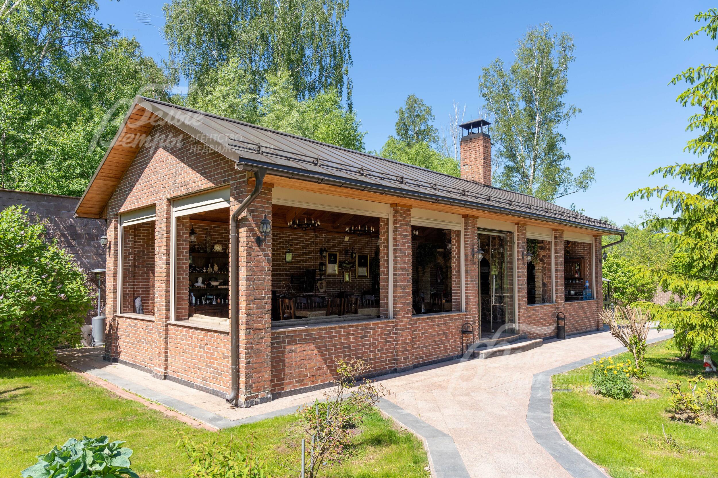 2-этажный коттедж 1 580 м² без отделки