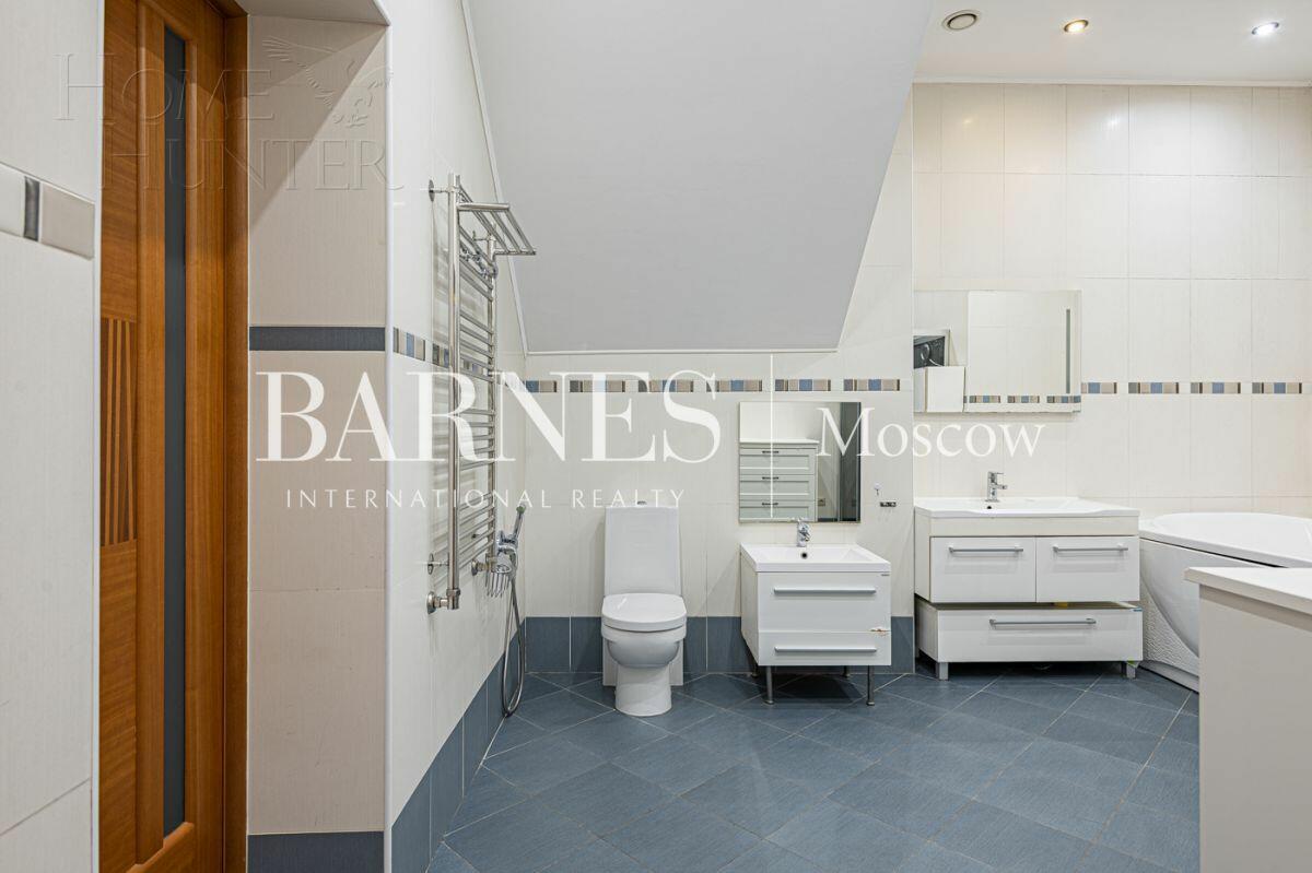 2-этажный таунхаус 256.7 м² с отделкой