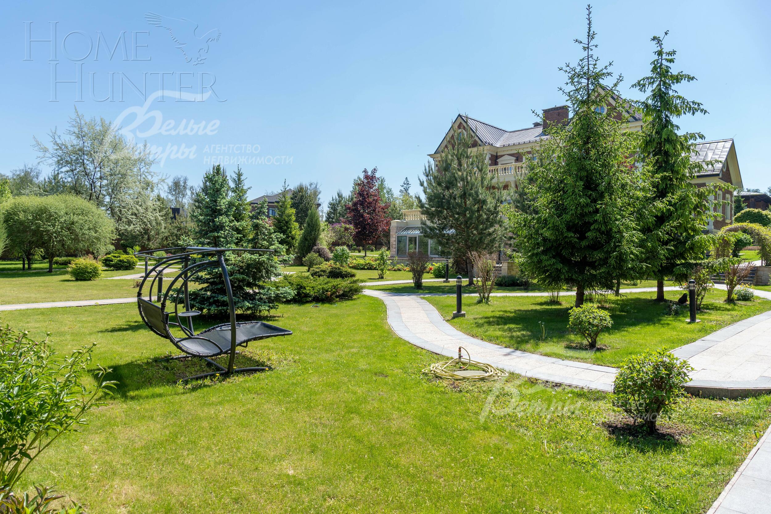 2-этажный коттедж 1 580 м² без отделки