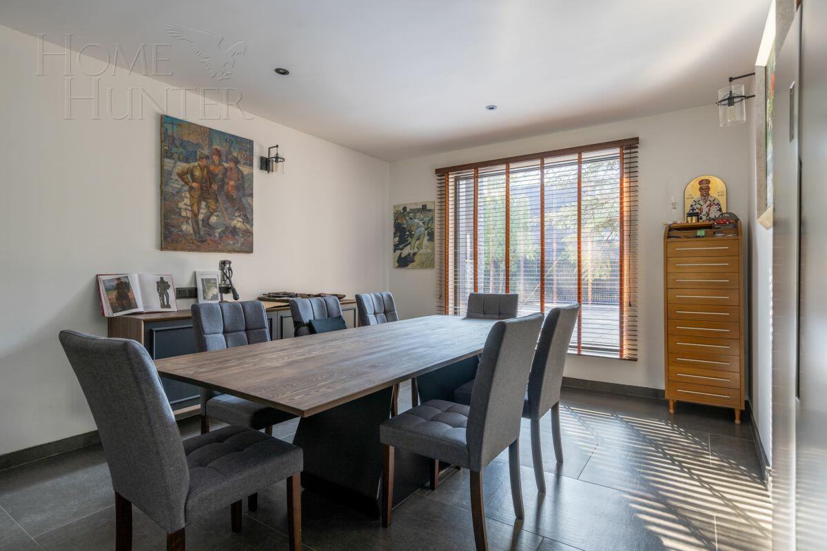 3-этажный коттедж 315 м² с отделкой