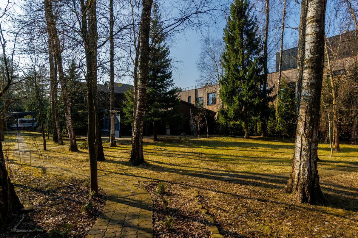 3-этажный коттедж 315 м² с отделкой