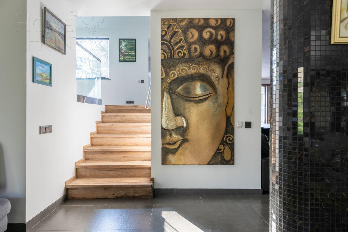 3-этажный коттедж 315 м² с отделкой