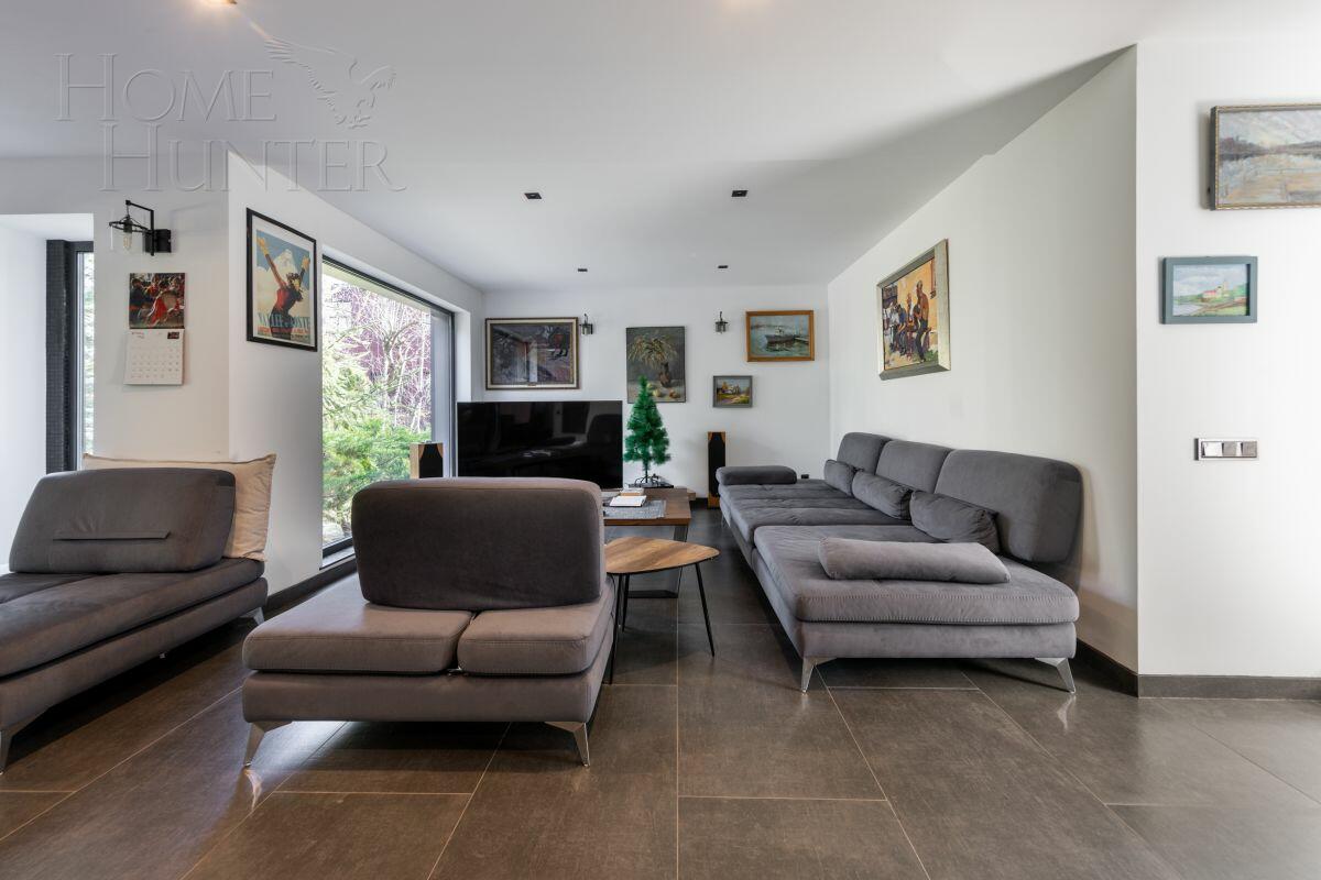 3-этажный коттедж 315 м² с отделкой