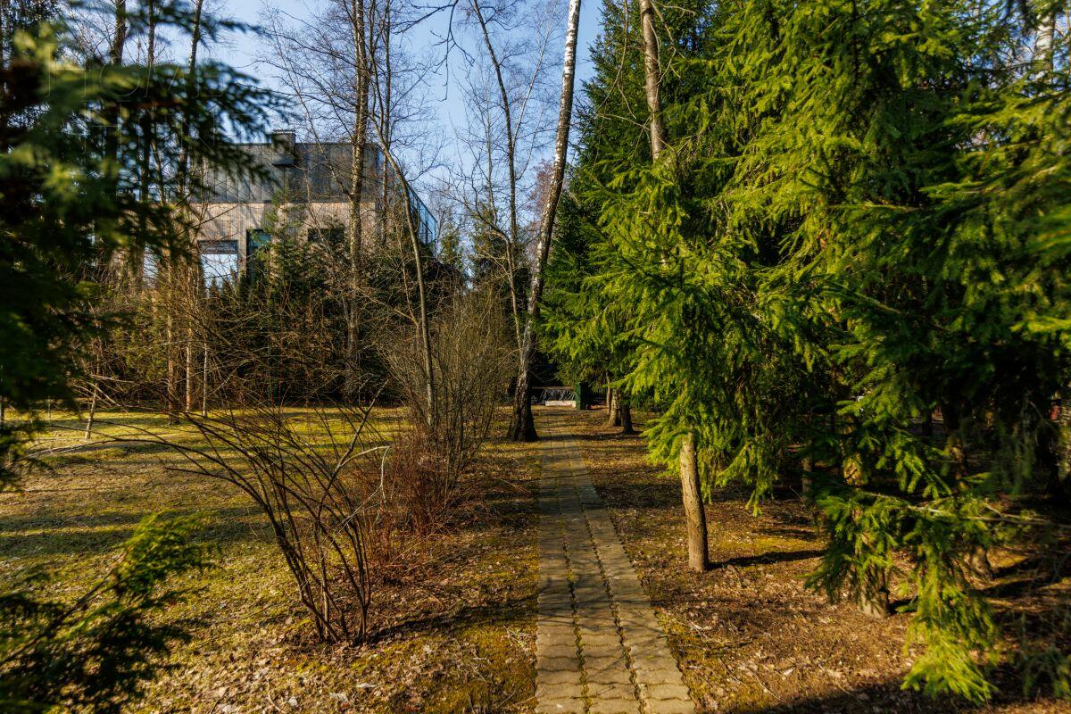 3-этажный коттедж 315 м² с отделкой