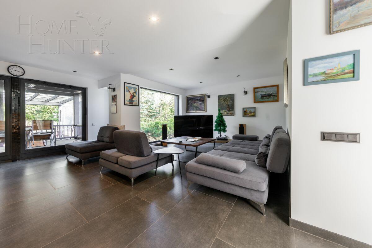 3-этажный коттедж 315 м² с отделкой