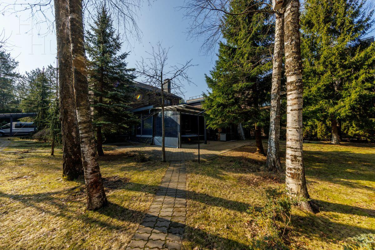 3-этажный коттедж 315 м² с отделкой