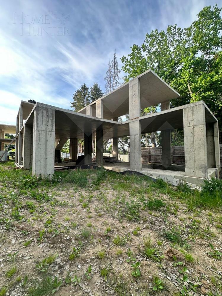 2-этажный коттедж 500 м² без отделки